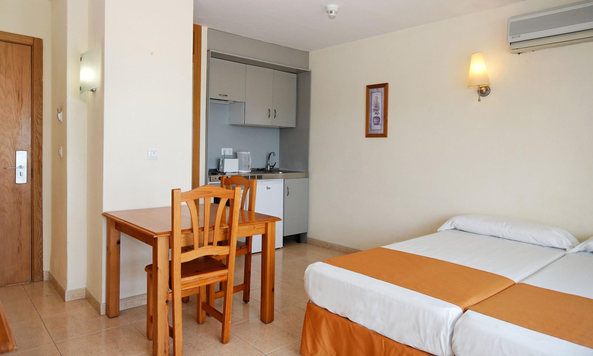 Aparthotel Reco Des Sol San Antonio  Exterior photo