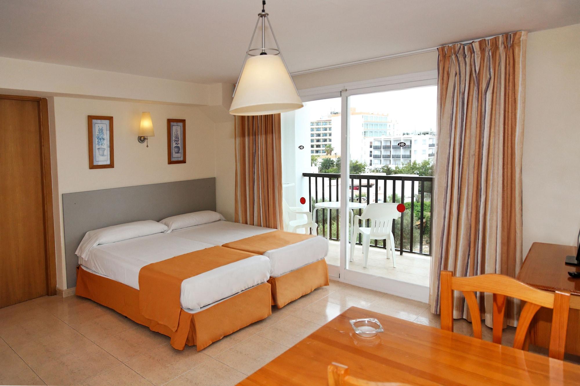 Aparthotel Reco Des Sol San Antonio  Exterior photo