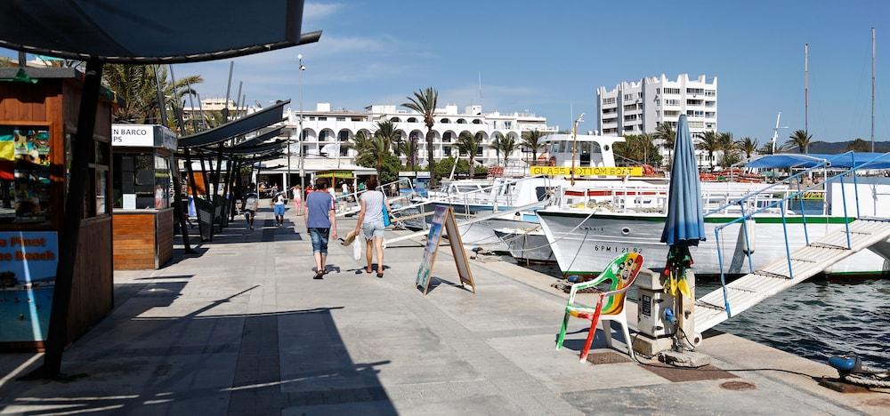 Aparthotel Reco Des Sol San Antonio  Exterior photo